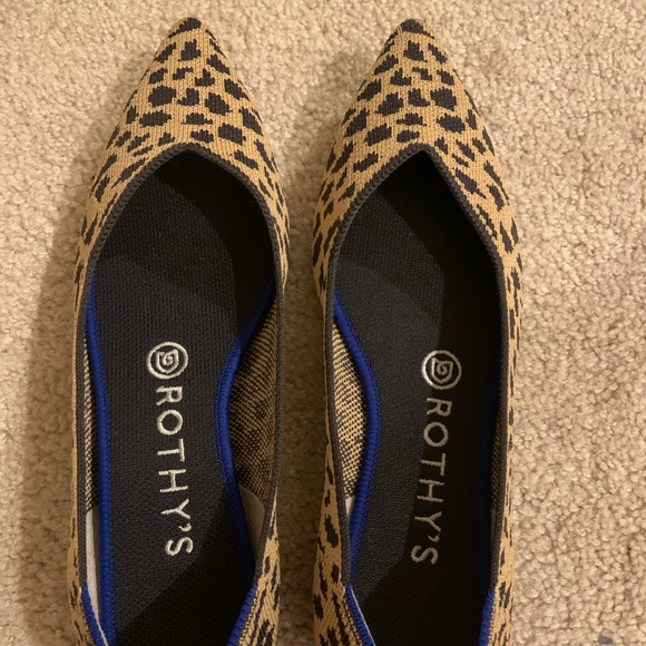 [SOLD] Rothy’s Leopard Points (Size 8) - Picture 2 of 8
